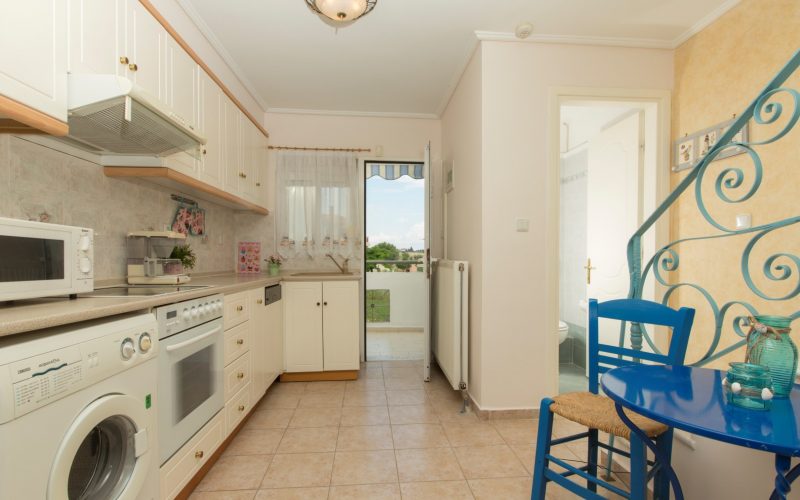 Nicely placed house at Kalithea