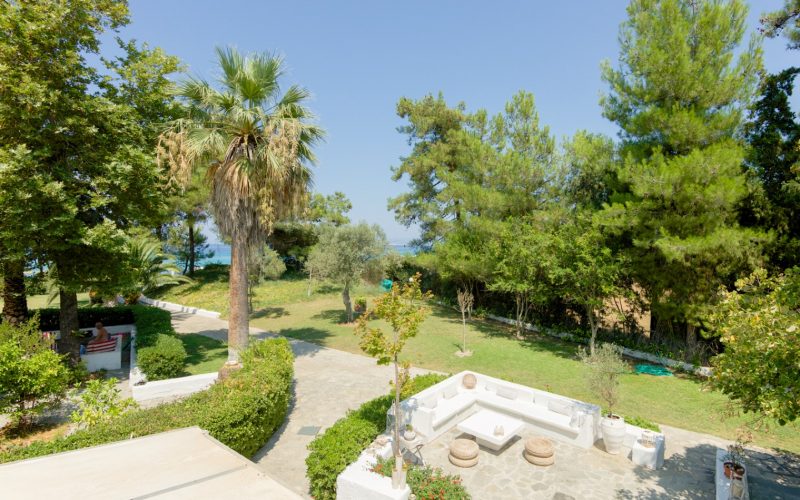 Waterfront Villa At Pefkohori