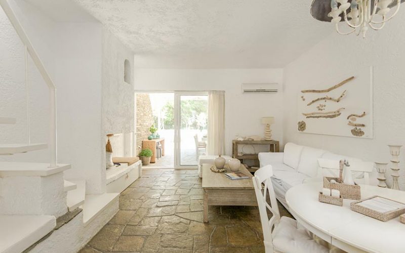 Waterfront Villa At Pefkohori