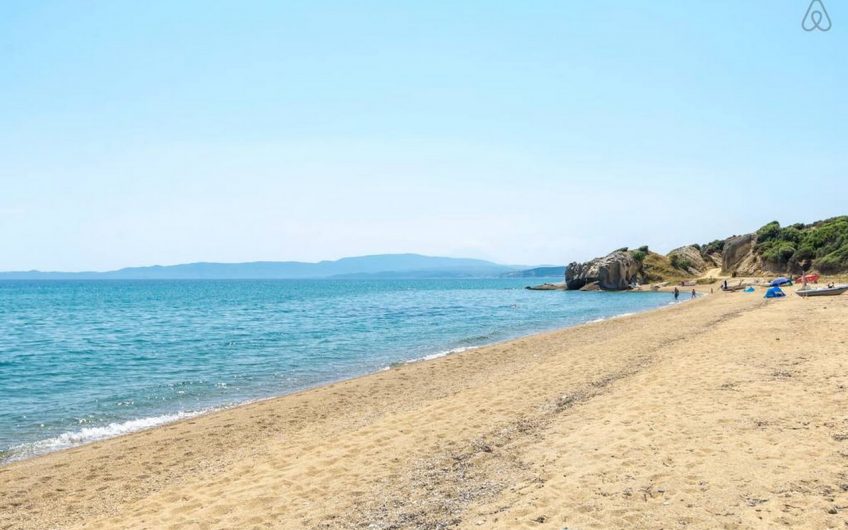 Functional house by the sea at Ierissos