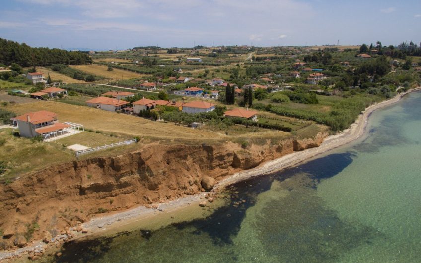 Magnificent Seascape Villa on a Secluded Beach