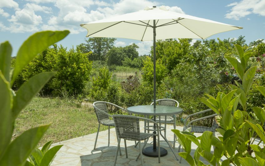 A seafront summer house in Ierissos