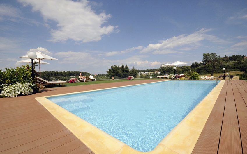 Semi-detached double Villa with great Pool