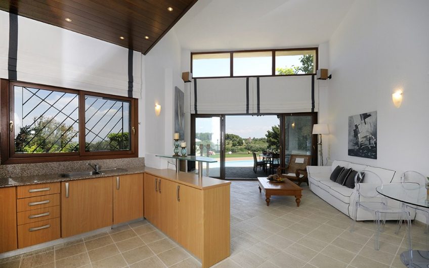 Semi-detached double Villa with great Pool