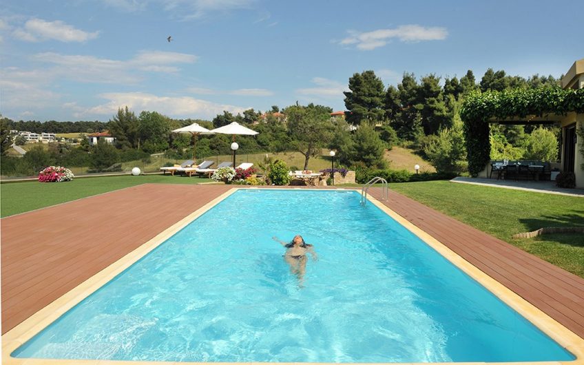 Semi-detached double Villa with great Pool