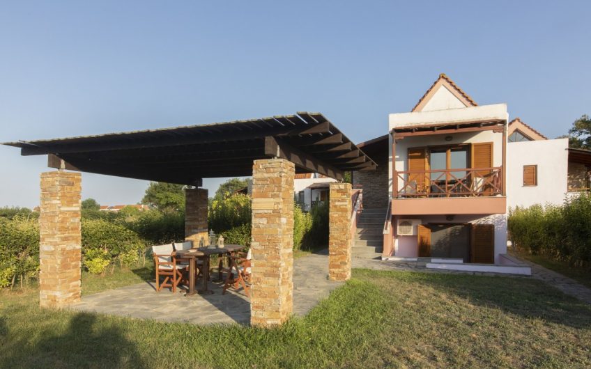 Summer house few steps from the sea @ Ierissos