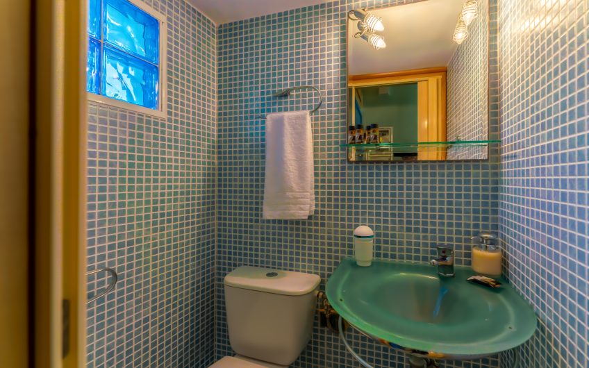 Seafront Beach House Skioni
