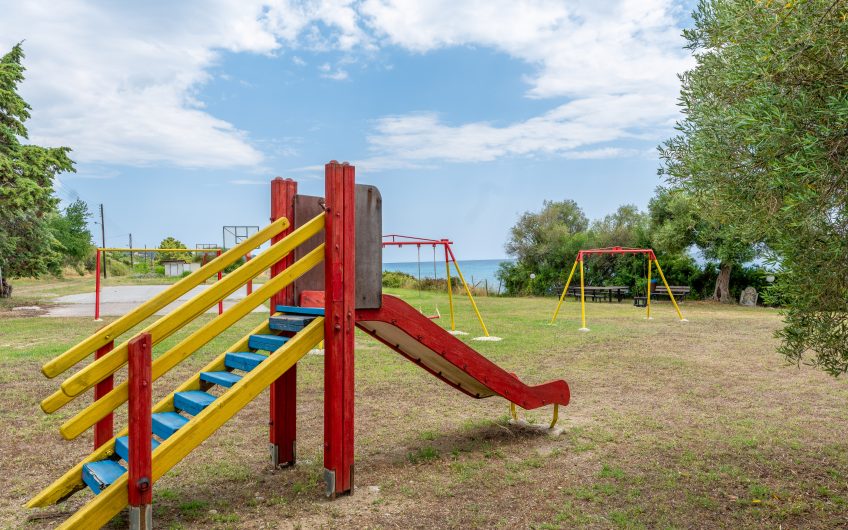 Seafront Beach House Skioni