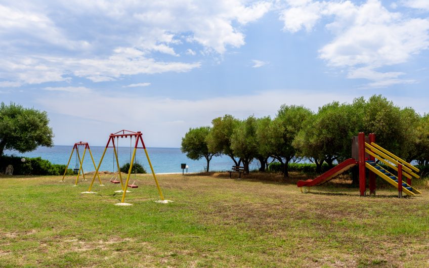 Seafront Beach House Skioni
