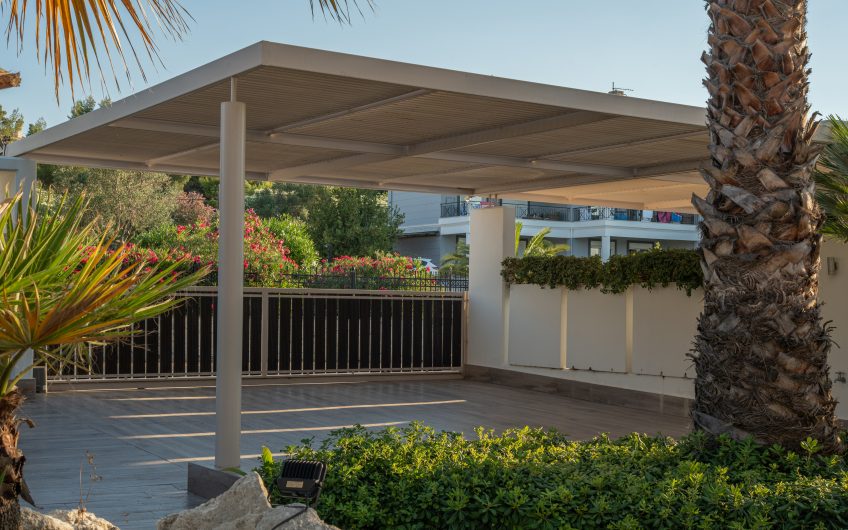 Luxurious Beachfront Pefkochori Villa