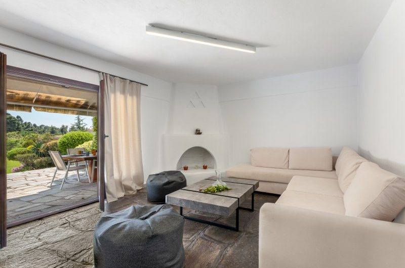 Seaside Green Modern house @ Elani