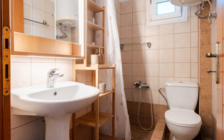 Elegant Renovated Residence @ Fourka
