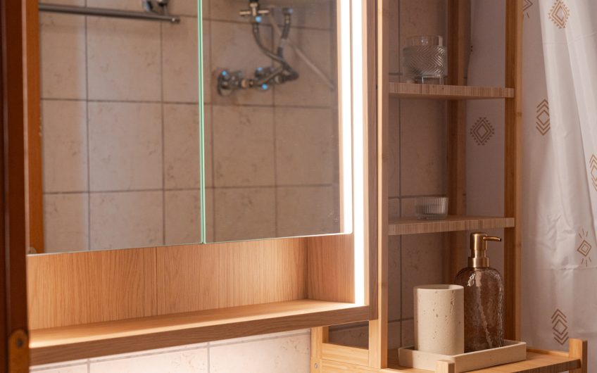 Elegant Renovated Residence @ Fourka